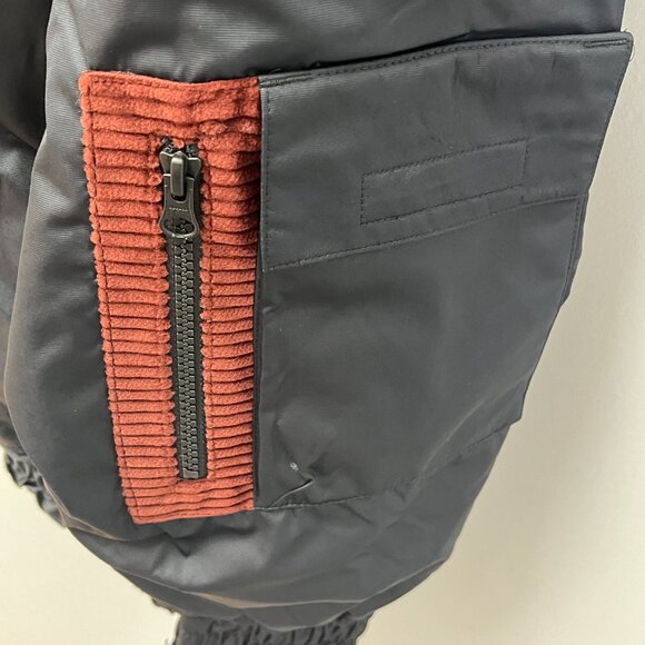 Nike Kyrie Size XL Protect Basketball Bomber Jacket Journey Reward DQ6119-010 - Picture 9 of 9